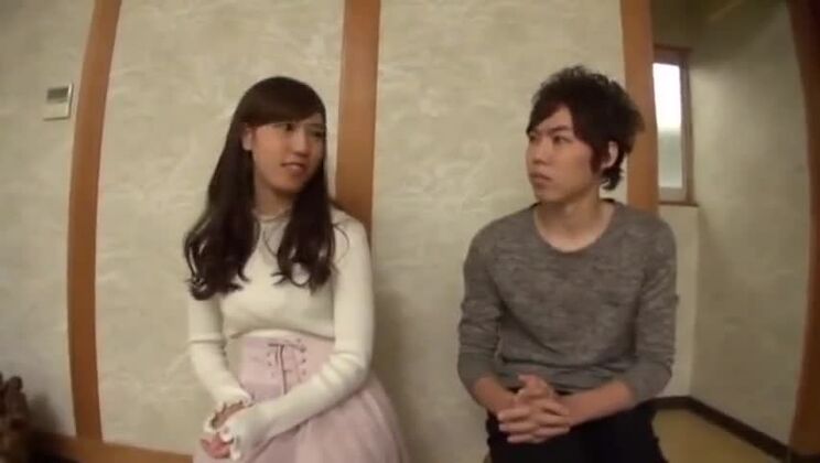 Самая безумная японская девушка в новом JAV-ролике, посмотрите!