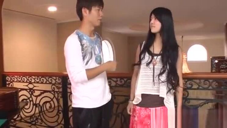 Соблазнительный секс с горячей азиатской красоткой