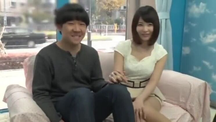 Новая японская проститутка в откровенных сценах JAV, смотрите шоу.