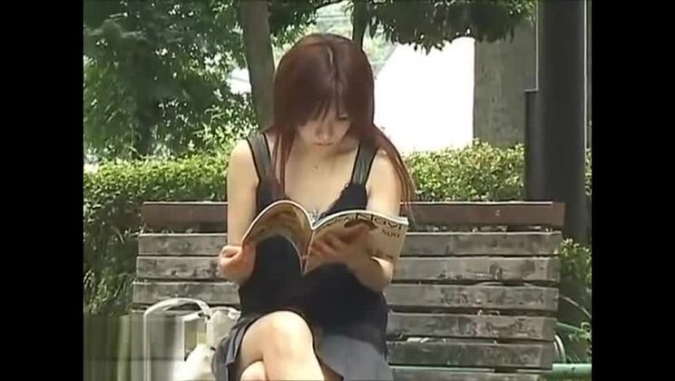 Потрясающий порнофильм с сольным исполнением, самая горячая необрезанная женщина.