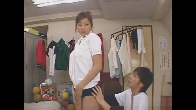 Займемся сексом в школе с Юмой.