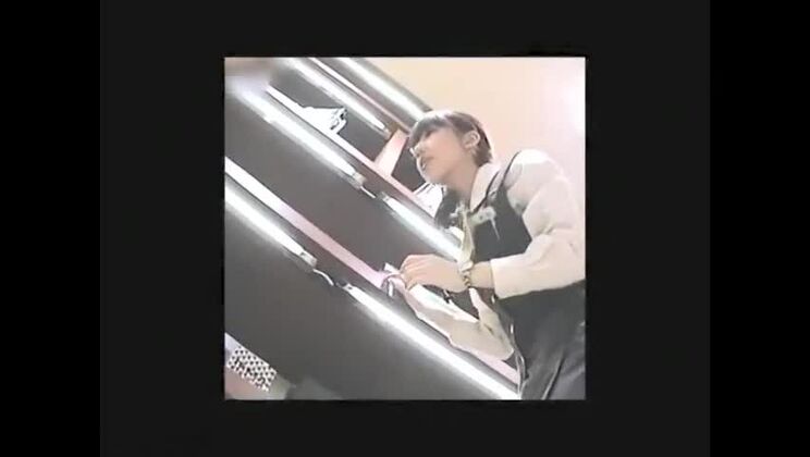 Самая горячая японская девушка в самой откровенной сцене JAV в HD-качестве.