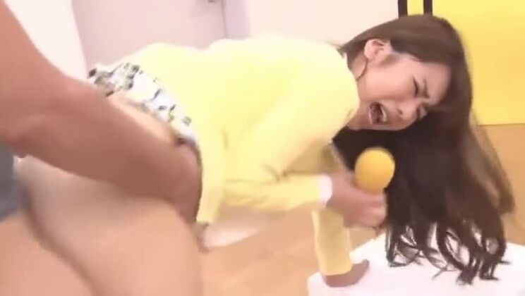 Камшот японской диктора, подборка