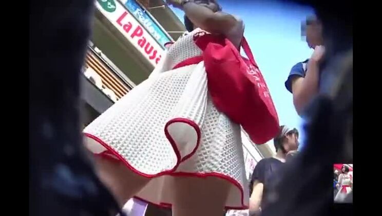 Порноролик с элементами эротики, самый горячий японский ролик, который вы когда-либо видели.