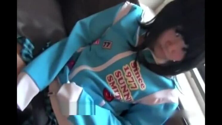 Невероятная японская девушка в горячем JAV-видео.