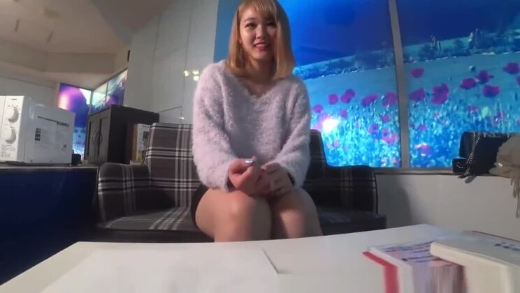 Безумный порнофильм для взрослых, эксклюзивная азиатская полная версия.