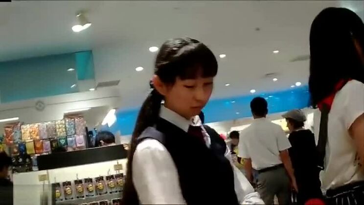 Потрясающий XXX клип с японскими часами, посмотрите!