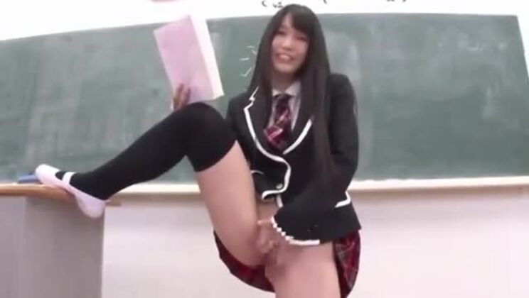 Реалистичные секс-игры на любительской вечеринке в колледже