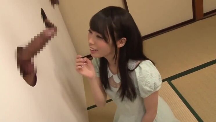 Невероятная японская цыпочка в возбуждающем JAV-видео, которое когда-либо видели.
