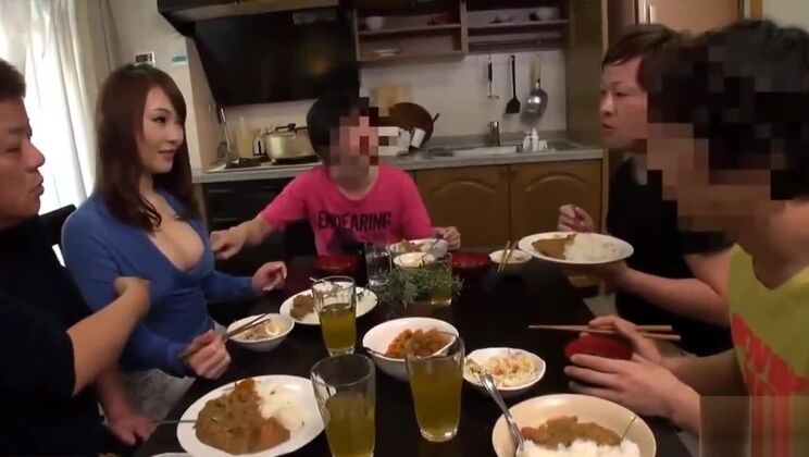 Co chi cả dảm dang của chung toi Юу Кониси