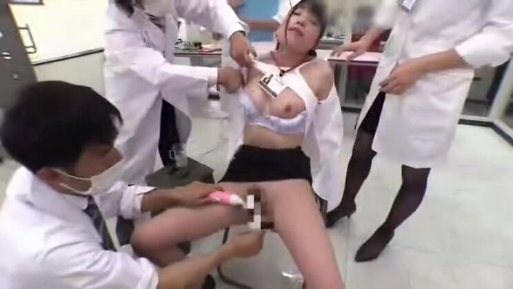 Самая экзотическая порно-сцена с проверкой на эякуляцию, которую вы когда-либо видели.