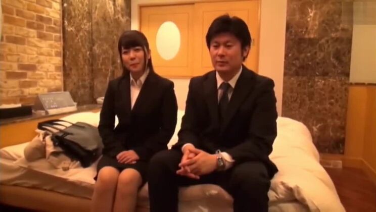 Безумный порнофильм с эксклюзивным показом больших сисек.