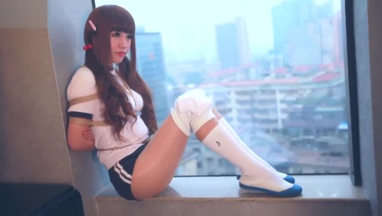 Урок физкультуры TyingArt